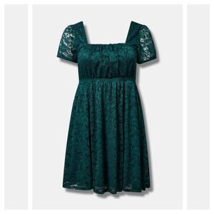 Torrid At The Knee Lace Puff Sleeve Dress